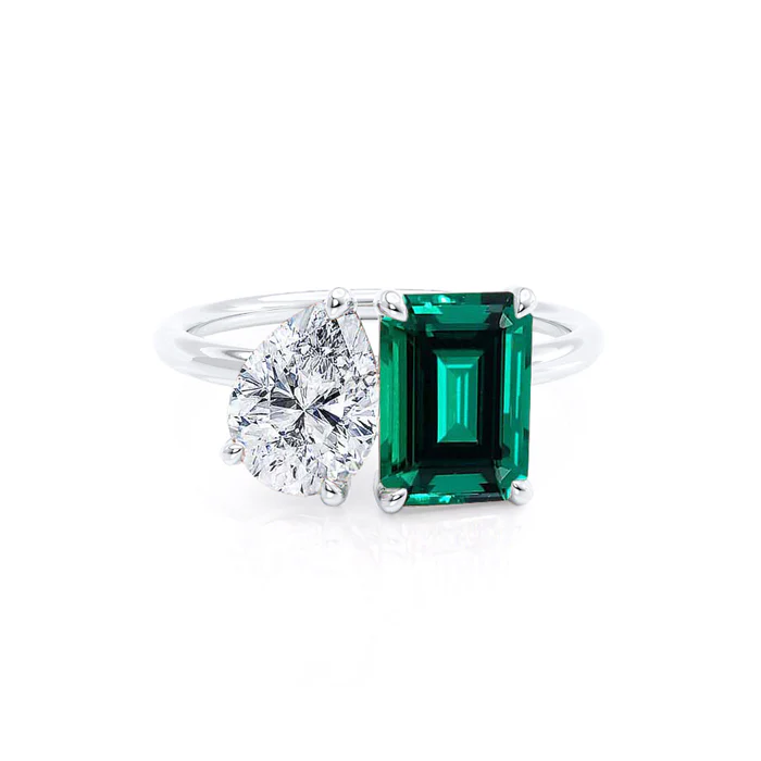 green emerald ring